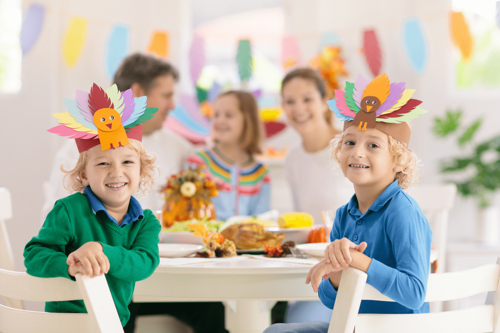 Thanksgiving Kids Table Activities - 10 Free Printable Coloring Pages